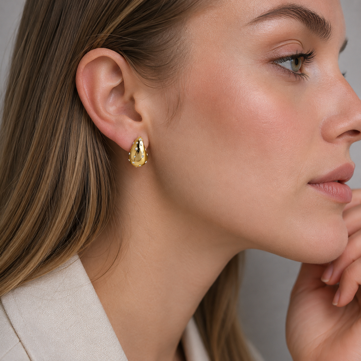 STYLISH DROP EARRINGS WITH CUBIC ZIRCONIUM
