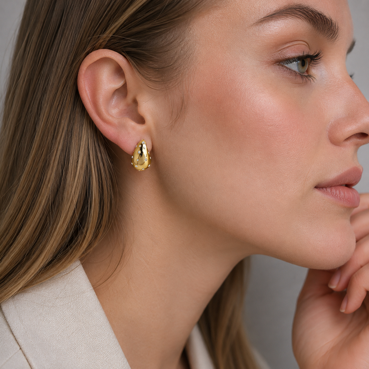 STYLISH DROP EARRINGS WITH CUBIC ZIRCONIUM
