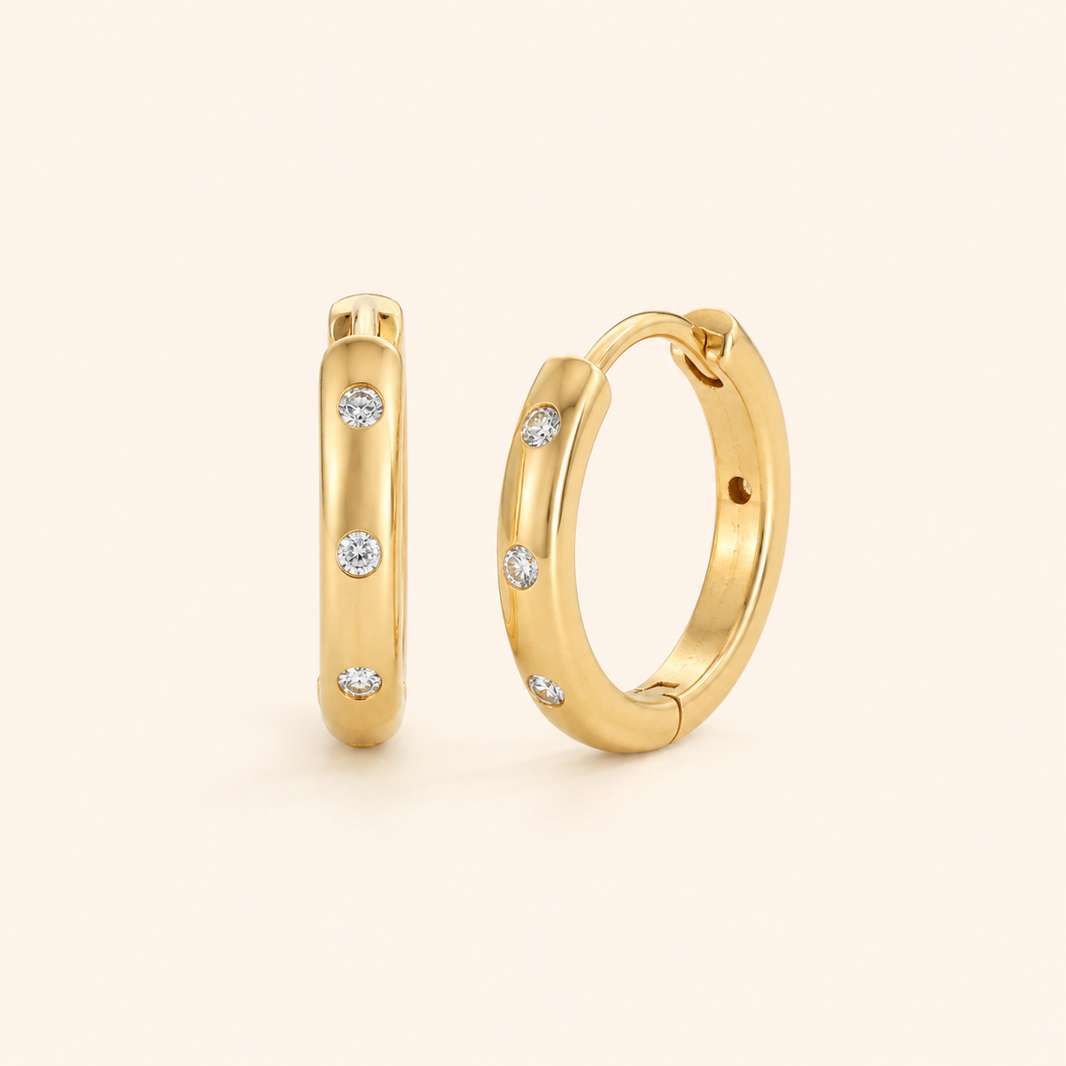 ELEGANT GOLD-PLATED RING EARRINGS
