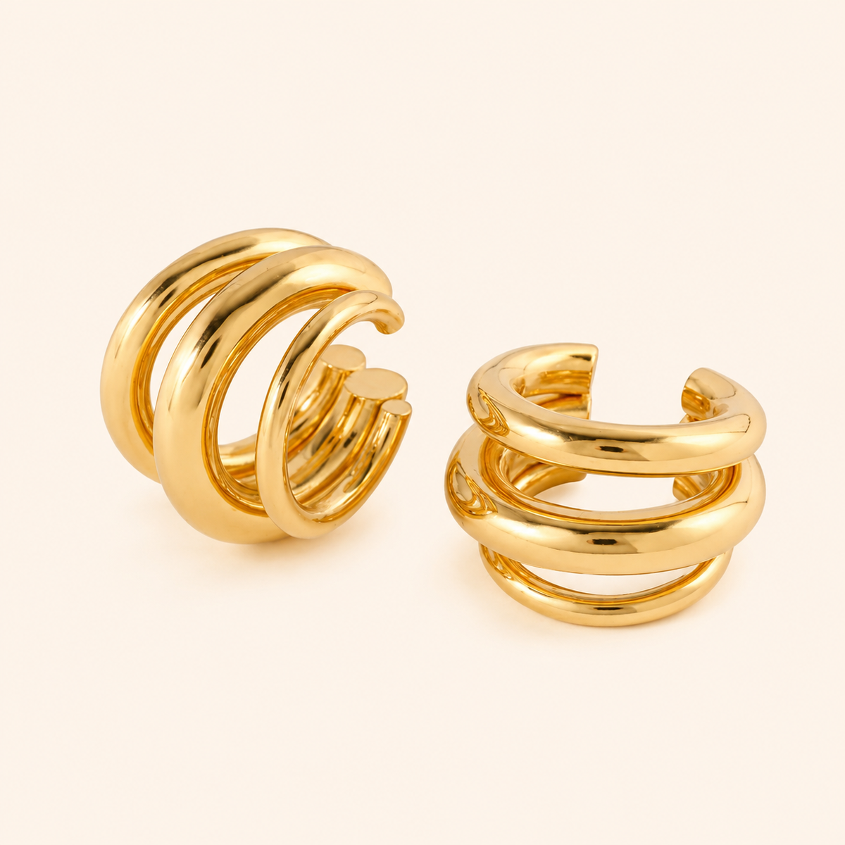 CLIPS WITH A TRIPLE RING