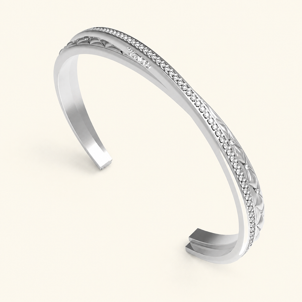 THE TWIST & GLOW BANGLE